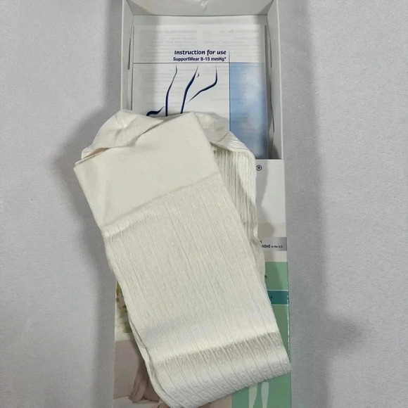 Jobst So Soft Womens Compression Socks Knee CT Large White 8-15 mmHg. - Picture 4 of 4